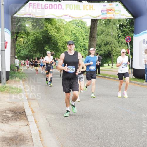 29.06.2025 - hella hamburg halbmarathon MichiJ http://msf.ph/oto/8239078 29.06.2025 10:27:28 Zwischen KM18-KM19 2980, 3431, 3783, 7981, 9403, 11049, 11281, 13514, 14905, 15372, 15561, 17623, 18723, 18761, 19004, 19151 meine-sportfotos.de