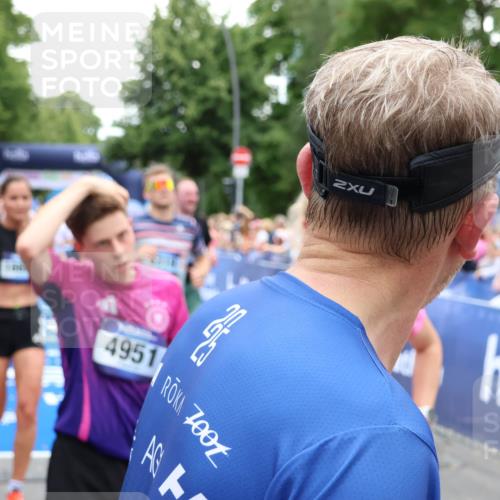 29.06.2025 - hella hamburg halbmarathon Zöllner http://msf.ph/oto/8239126 29.06.2025 10:55:37 Ziel 2982, 3037, 5319, 6591, 8573, 11554, 11568, 12196, 12515, 12544, 12584, 13267, 14036, 14592, 16110, 16334, 16609, 17615 meine-sportfotos.de