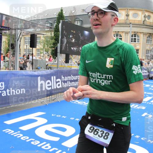 29.06.2025 - hella hamburg halbmarathon Michael Strokosch http://msf.ph/oto/8239143 29.06.2025 10:48:12 Ziel 1914, 4324, 4711, 9544, 9626, 9638, 12685, 12706, 13570, 14192, 14814, 15590, 15973, 15981, 16094, 16149, 16269 meine-sportfotos.de