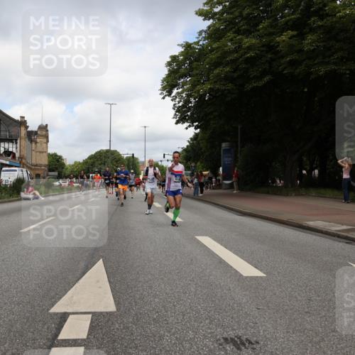 29.06.2025 - hella hamburg halbmarathon Yannick Fuchs http://msf.ph/oto/8239323 29.06.2025 10:34:44 20KM 1603, 1975, 2573, 2714, 2750, 2826, 3626, 4381, 4766, 4888, 5375, 5409, 5508, 5803, 6149, 6152, 6649, 7109, 7495, 7622, 8467, 8574, 8933, 9294, 10900, 11731, 12088, 12540, 12704, 12865, 14077, 14699, 14924, 15015, 15421, 15424, 15813, 15828, 16580, 16761, 17245, 17973, 18614, 18979 meine-sportfotos.de
