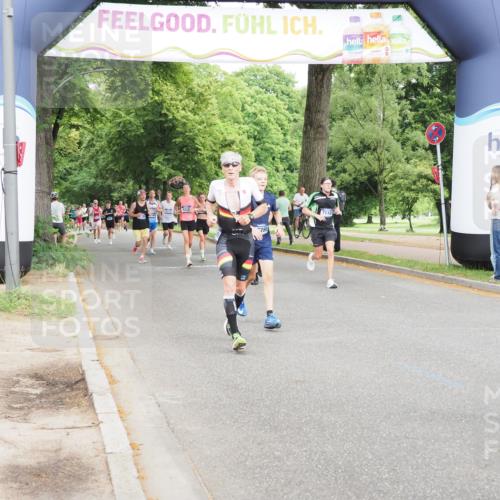 29.06.2025 - hella hamburg halbmarathon MichiJ http://msf.ph/oto/8239351 29.06.2025 10:27:30 Zwischen KM18-KM19 2719, 2980, 3431, 3783, 7981, 9403, 11049, 11281, 13514, 15372, 15561, 17623, 18761, 19004, 19151 meine-sportfotos.de