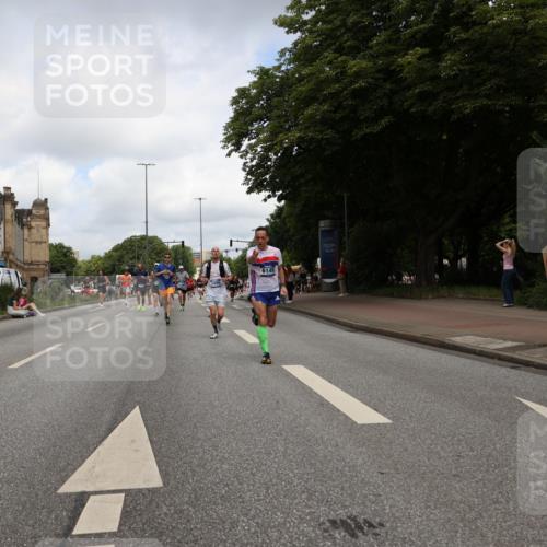 29.06.2025 - hella hamburg halbmarathon Yannick Fuchs http://msf.ph/oto/8239453 29.06.2025 10:34:44 20KM 1603, 1975, 2573, 2714, 2750, 2826, 3626, 4381, 4766, 4888, 5375, 5409, 5508, 5803, 6149, 6152, 6649, 7109, 7495, 7622, 8467, 8574, 8933, 9294, 10900, 11731, 12088, 12540, 12704, 12865, 14077, 14699, 14924, 15015, 15421, 15424, 15813, 15828, 16580, 16761, 17245, 17973, 18614, 18979 meine-sportfotos.de