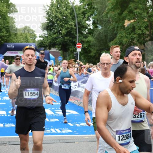 29.06.2025 - hella hamburg halbmarathon Zöllner http://msf.ph/oto/8239557 29.06.2025 10:55:42 Ziel 1120, 1143, 1834, 2955, 2982, 3037, 4897, 6924, 8255, 8573, 8618, 10212, 11039, 11568, 12196, 12483, 12515, 14909, 15896, 16110, 17615, 18064, 18190 meine-sportfotos.de