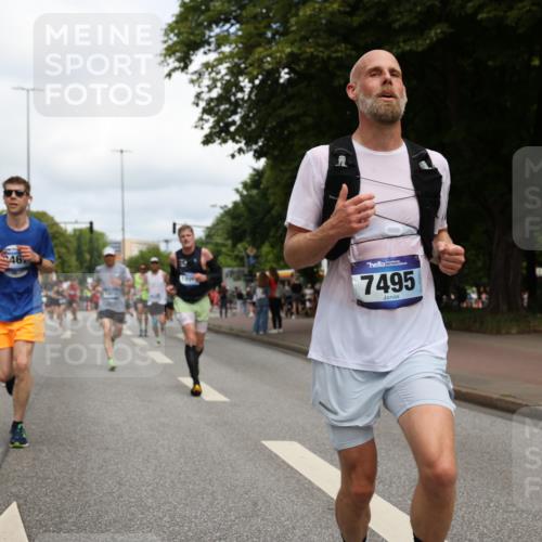 29.06.2025 - hella hamburg halbmarathon Yannick Fuchs http://msf.ph/oto/8239608 29.06.2025 10:34:46 20KM 1603, 1975, 2714, 2750, 2826, 4381, 4766, 4888, 5375, 5409, 5508, 5803, 6080, 6149, 6152, 6649, 7109, 7495, 7622, 8467, 8574, 8933, 9294, 10900, 10968, 11731, 12088, 12540, 12704, 12865, 14077, 14699, 14924, 15015, 15424, 15813, 15828, 16580, 16761, 17245, 17973, 18614, 18979 meine-sportfotos.de