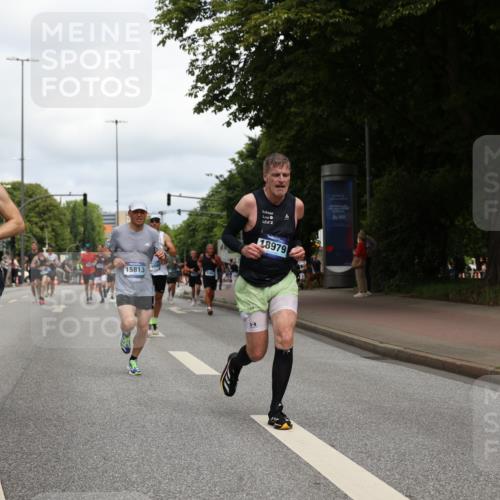 29.06.2025 - hella hamburg halbmarathon Yannick Fuchs http://msf.ph/oto/8239699 29.06.2025 10:34:47 20KM 1603, 1975, 2324, 2714, 2750, 2826, 4381, 4766, 4888, 5375, 5409, 5508, 5803, 6080, 6149, 6152, 6649, 7109, 7495, 7622, 8465, 8467, 8574, 8933, 9294, 10900, 10968, 11731, 12088, 12540, 12704, 12865, 13029, 14699, 14924, 15015, 15424, 15813, 16580, 16761, 17245, 17973, 18614, 18979 meine-sportfotos.de