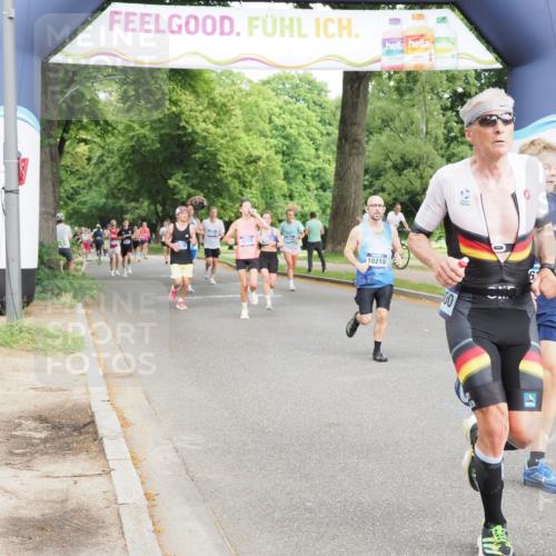 29.06.2025 - hella hamburg halbmarathon MichiJ http://msf.ph/oto/8239727 29.06.2025 10:27:32 Zwischen KM18-KM19 2719, 2980, 3136, 3431, 3783, 4359, 7110, 9403, 10218, 11281, 13800, 15561, 16280, 17623, 18761, 19004, 19151 meine-sportfotos.de