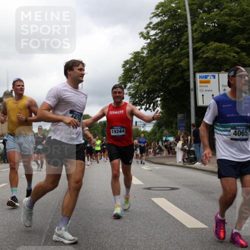29.06.2025 - hella hamburg halbmarathon Yannick Fuchs http://msf.ph/oto/8239792 29.06.2025 10:47:18 20KM 1061, 1258, 1499, 1706, 1783, 2074, 2082, 2099, 2346, 2910, 3059, 3208, 3209, 3334, 4065, 4419, 4635, 4770, 5077, 6198, 6628, 6877, 7177, 7509, 7864, 8273, 8361, 8390, 8651, 9065, 9142, 9163, 9537, 10549, 10724, 10891, 10895, 11588, 11589, 11604, 11689, 11992, 12155, 12413, 12490, 12875, 12910, 13289, 13997, 14323, 15061, 15126, 15179, 15430, 15497, 15681, 16538, 16986, 18134, 18590, 18720, 18901, 19244 meine-sportfotos.de