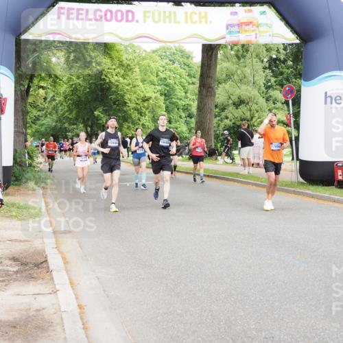 29.06.2025 - hella hamburg halbmarathon MichiJ http://msf.ph/oto/8239910 29.06.2025 10:50:24 Zwischen KM18-KM19 3919, 7290, 7717, 12008, 12646, 15532, 15698, 16594, 16688, 17441, 17895, 18321 meine-sportfotos.de