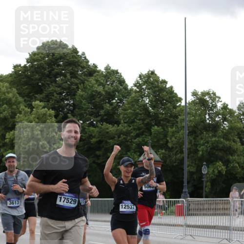 29.06.2025 - hella hamburg halbmarathon Jannik Wohlers http://msf.ph/oto/8239953 29.06.2025 10:29:33 Lombardsbrücke 1097, 1547, 1694, 2302, 2699, 3613, 4580, 5063, 5322, 6626, 8388, 8792, 8941, 9095, 10162, 11376, 12305, 12537, 13031, 13810, 14304, 15266, 16182, 16769, 17529, 18385, 18503 meine-sportfotos.de
