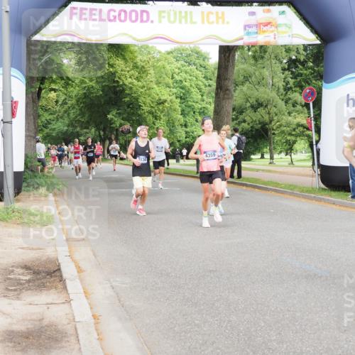 29.06.2025 - hella hamburg halbmarathon MichiJ http://msf.ph/oto/8239986 29.06.2025 10:27:33 Zwischen KM18-KM19 2719, 2980, 3136, 3783, 4359, 6682, 7110, 9264, 10218, 13800, 15561, 16280, 17623, 18761, 19004, 19151 meine-sportfotos.de