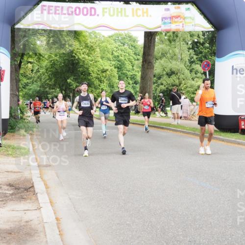 29.06.2025 - hella hamburg halbmarathon MichiJ http://msf.ph/oto/8239998 29.06.2025 10:50:25 Zwischen KM18-KM19 1316, 3919, 7717, 12008, 12475, 12646, 15532, 15698, 16594, 16688, 17441, 17895, 18321 meine-sportfotos.de