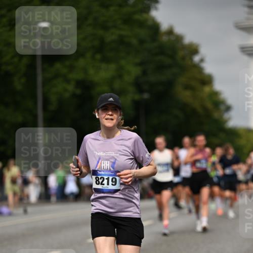 29.06.2025 - hella hamburg halbmarathon Dr. Thomas Lammeyer http://msf.ph/oto/8240019 29.06.2025 10:13:58 Kennedybrücke 1483, 1513, 1573, 1838, 3921, 5511, 7042, 7250, 7333, 7636, 7685, 8090, 8219, 8890, 9366, 9434, 9674, 9681, 9816, 10036, 10943, 11027, 11180 meine-sportfotos.de