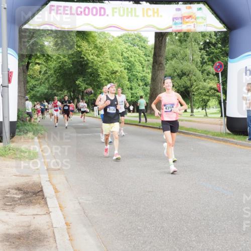 29.06.2025 - hella hamburg halbmarathon MichiJ http://msf.ph/oto/8240094 29.06.2025 10:27:33 Zwischen KM18-KM19 2719, 2980, 3136, 3783, 4359, 6682, 7110, 9264, 10218, 13800, 15561, 16280, 17623, 18761, 19004, 19151 meine-sportfotos.de