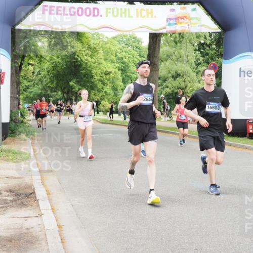 29.06.2025 - hella hamburg halbmarathon MichiJ http://msf.ph/oto/8240246 29.06.2025 10:50:26 Zwischen KM18-KM19 1316, 3919, 12008, 12475, 12646, 15532, 15698, 16688, 17437, 17895 meine-sportfotos.de