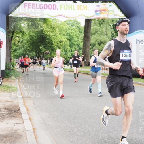 29.06.2025 - hella hamburg halbmarathon MichiJ http://msf.ph/oto/8240391 29.06.2025 10:50:27 Zwischen KM18-KM19 1316, 3919, 12008, 12475, 12646, 15698, 16688, 17437, 17895 meine-sportfotos.de