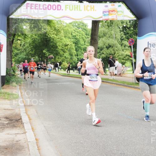 29.06.2025 - hella hamburg halbmarathon MichiJ http://msf.ph/oto/8240563 29.06.2025 10:50:28 Zwischen KM18-KM19 1316, 3919, 12008, 12475, 12646, 15698, 16688, 17437, 17895, 18324 meine-sportfotos.de