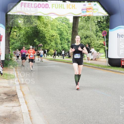 29.06.2025 - hella hamburg halbmarathon MichiJ http://msf.ph/oto/8240815 29.06.2025 10:50:30 Zwischen KM18-KM19 1316, 12475, 12646, 16688, 17437, 17895, 18324 meine-sportfotos.de