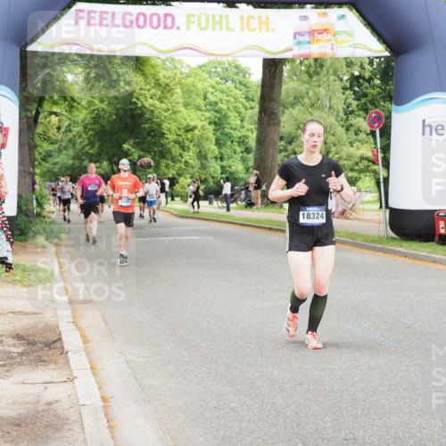 29.06.2025 - hella hamburg halbmarathon MichiJ http://msf.ph/oto/8240891 29.06.2025 10:50:30 Zwischen KM18-KM19 1316, 12475, 12646, 16688, 17437, 17895, 18324 meine-sportfotos.de