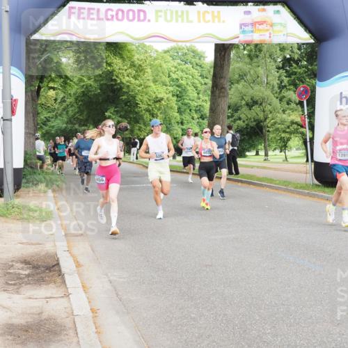 29.06.2025 - hella hamburg halbmarathon MichiJ http://msf.ph/oto/8240947 29.06.2025 10:27:43 Zwischen KM18-KM19 8091, 8450, 11447, 12915, 13137, 14272 meine-sportfotos.de