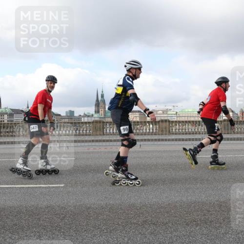 29.06.2025 - hella hamburg halbmarathon Lena Gebhardt http://msf.ph/oto/8241034 29.06.2025 09:02:12 Lombardsbrücke  meine-sportfotos.de
