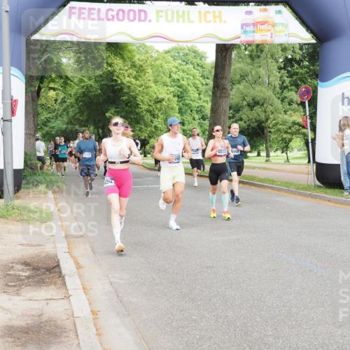 29.06.2025 - hella hamburg halbmarathon MichiJ http://msf.ph/oto/8241052 29.06.2025 10:27:43 Zwischen KM18-KM19 8091, 8450, 11447, 12915, 13137, 14272 meine-sportfotos.de