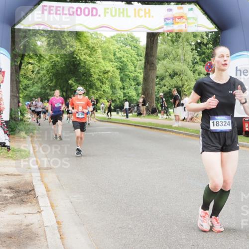 29.06.2025 - hella hamburg halbmarathon MichiJ http://msf.ph/oto/8241065 29.06.2025 10:50:31 Zwischen KM18-KM19 1316, 12475, 12646, 16688, 17437, 17895, 18324 meine-sportfotos.de