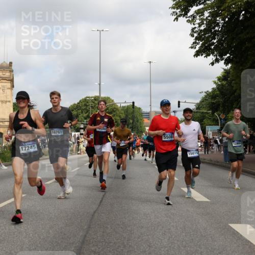 29.06.2025 - hella hamburg halbmarathon Yannick Fuchs http://msf.ph/oto/8241162 29.06.2025 10:34:53 20KM 1603, 1882, 2324, 2714, 2750, 2826, 4843, 5050, 5375, 5409, 5508, 5745, 5803, 5916, 6080, 6149, 6152, 6649, 7109, 7495, 7622, 8370, 8465, 8467, 9294, 10369, 10900, 10968, 11731, 12088, 12540, 12704, 12865, 13029, 13667, 14924, 15015, 15424, 15542, 15813, 16580, 16761, 17245, 18614, 18979 meine-sportfotos.de