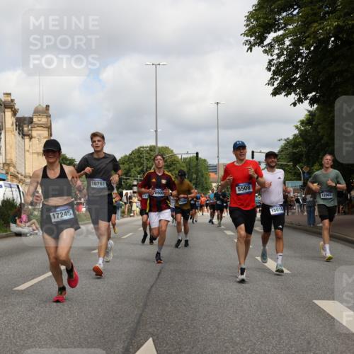 29.06.2025 - hella hamburg halbmarathon Yannick Fuchs http://msf.ph/oto/8241265 29.06.2025 10:34:53 20KM 1603, 1882, 2324, 2714, 2750, 2826, 4843, 5050, 5375, 5409, 5508, 5745, 5803, 5916, 6080, 6149, 6152, 6649, 7109, 7495, 7622, 8370, 8465, 8467, 9294, 10369, 10900, 10968, 11731, 12088, 12540, 12704, 12865, 13029, 13667, 14924, 15015, 15424, 15542, 15813, 16580, 16761, 17245, 18614, 18979 meine-sportfotos.de