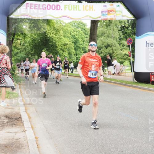 29.06.2025 - hella hamburg halbmarathon MichiJ http://msf.ph/oto/8241383 29.06.2025 10:50:33 Zwischen KM18-KM19 1316, 3199, 12475, 12571, 17437, 18324 meine-sportfotos.de