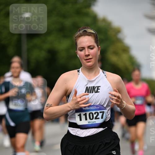 29.06.2025 - hella hamburg halbmarathon Dr. Thomas Lammeyer http://msf.ph/oto/8241506 29.06.2025 10:14:06 Kennedybrücke 1456, 1483, 1513, 1573, 1838, 3921, 4389, 7042, 7250, 7333, 7685, 8090, 8219, 8890, 9674, 9681, 9816, 9988, 11027, 11180 meine-sportfotos.de