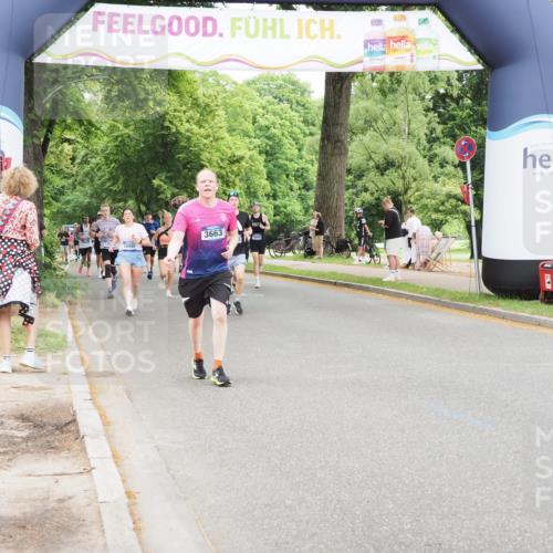 29.06.2025 - hella hamburg halbmarathon MichiJ http://msf.ph/oto/8241549 29.06.2025 10:50:34 Zwischen KM18-KM19 3199, 3663, 12571, 17437, 18324 meine-sportfotos.de