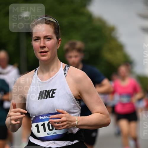 29.06.2025 - hella hamburg halbmarathon Dr. Thomas Lammeyer http://msf.ph/oto/8241552 29.06.2025 10:14:06 Kennedybrücke 1456, 1483, 1513, 1573, 1838, 3921, 4389, 7042, 7250, 7333, 7685, 8090, 8219, 8890, 9674, 9681, 9816, 9988, 11027, 11180 meine-sportfotos.de
