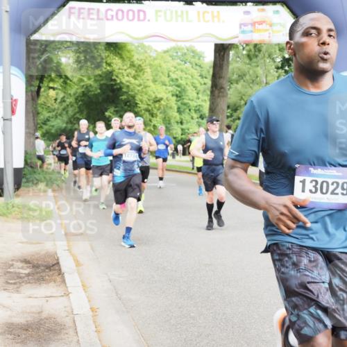 29.06.2025 - hella hamburg halbmarathon MichiJ http://msf.ph/oto/8241594 29.06.2025 10:27:48 Zwischen KM18-KM19 1445, 4381, 6037, 7622, 8450, 8958, 11447, 12915, 13029, 14093, 15257, 15866, 15873, 18547, 18734 meine-sportfotos.de
