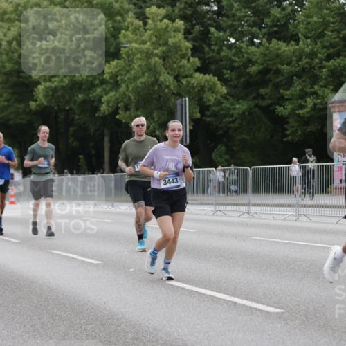 29.06.2025 - hella hamburg halbmarathon Jannik Wohlers http://msf.ph/oto/8241603 29.06.2025 10:29:48 Lombardsbrücke 1547, 2901, 3443, 3573, 5322, 6598, 6616, 6626, 8792, 10162, 10880, 12349, 12350, 12504, 12710, 13418, 14304, 16182, 16601, 16604, 16735, 16769, 18046, 18503, 18671 meine-sportfotos.de