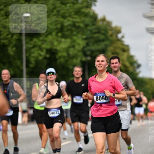 29.06.2025 - hella hamburg halbmarathon Dr. Thomas Lammeyer http://msf.ph/oto/8241633 29.06.2025 10:14:07 Kennedybrücke 1456, 1483, 1513, 1573, 1838, 4389, 7042, 7250, 7685, 8090, 8219, 8890, 9681, 9816, 9988, 11027, 11180 meine-sportfotos.de