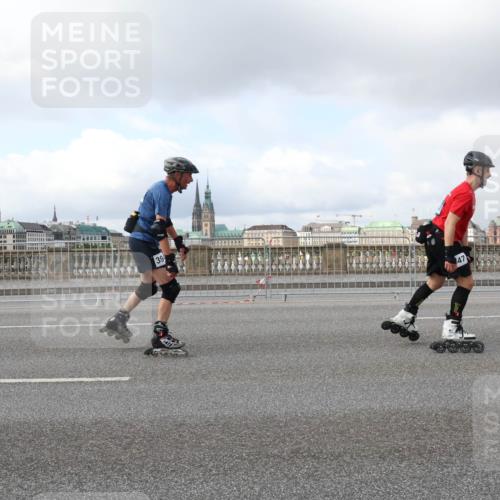 29.06.2025 - hella hamburg halbmarathon Lena Gebhardt http://msf.ph/oto/8241850 29.06.2025 09:02:13 Lombardsbrücke  meine-sportfotos.de