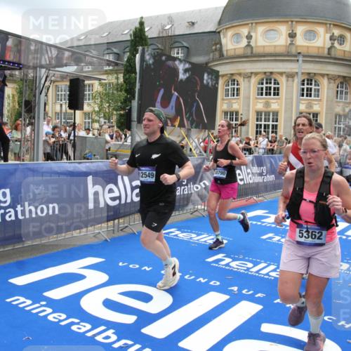 29.06.2025 - hella hamburg halbmarathon Michael Strokosch http://msf.ph/oto/8241856 29.06.2025 10:48:31 Ziel 3747, 5362, 5528, 6081, 6923, 8216, 9262, 10000, 10860, 11451, 12149, 12549, 12690, 12840, 13962, 14033, 14990, 15808, 15917, 17395, 17855, 18251, 18790, 18923 meine-sportfotos.de
