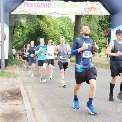 29.06.2025 - hella hamburg halbmarathon MichiJ http://msf.ph/oto/8241857 29.06.2025 10:27:49 Zwischen KM18-KM19 1445, 3282, 4381, 6037, 7622, 8450, 8958, 11447, 12915, 13029, 14093, 14204, 15257, 15866, 15873, 18547, 18734 meine-sportfotos.de