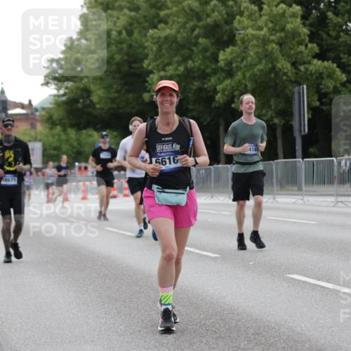 29.06.2025 - hella hamburg halbmarathon Jannik Wohlers http://msf.ph/oto/8241866 29.06.2025 10:29:50 Lombardsbrücke 1547, 2901, 3443, 3573, 6598, 6616, 6626, 10880, 12349, 12350, 12504, 12710, 13418, 14304, 16182, 16601, 16604, 16735, 16769, 18046, 18503, 18671 meine-sportfotos.de