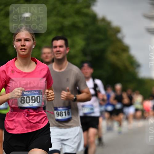29.06.2025 - hella hamburg halbmarathon Dr. Thomas Lammeyer http://msf.ph/oto/8241870 29.06.2025 10:14:09 Kennedybrücke 1456, 1483, 1513, 1573, 4389, 7042, 7058, 7250, 7685, 8090, 8219, 8890, 9681, 9816, 9988, 11027, 11180 meine-sportfotos.de