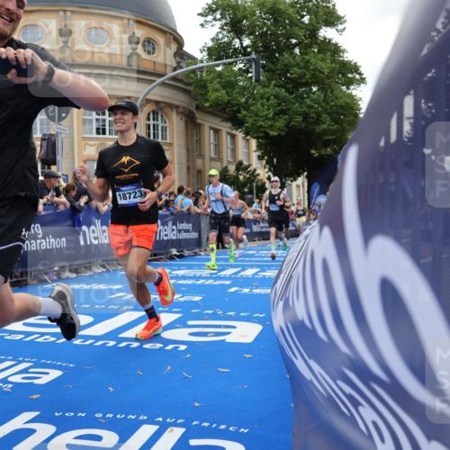29.06.2025 - hella hamburg halbmarathon Strokosch-Dieckow http://msf.ph/oto/8242044 29.06.2025 10:37:28 Ziel 1290, 2767, 5042, 5791, 6047, 7831, 9017, 9914, 10451, 10922, 12739, 13372, 15888, 17306, 18159, 18216, 18723 meine-sportfotos.de
