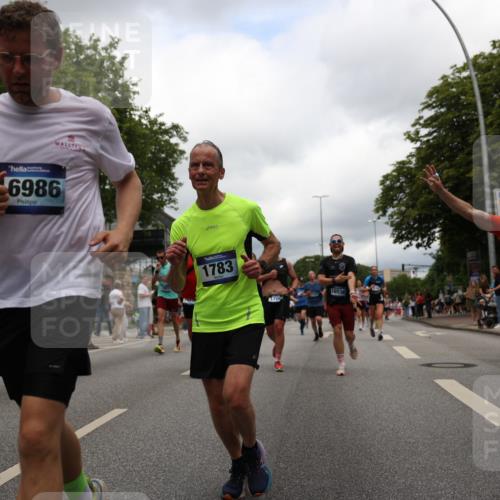 29.06.2025 - hella hamburg halbmarathon Yannick Fuchs http://msf.ph/oto/8242069 29.06.2025 10:47:27 20KM 1030, 1061, 1151, 1499, 1706, 1727, 1783, 2074, 2082, 2099, 2346, 2354, 3059, 3208, 3209, 4065, 4635, 4770, 5077, 5638, 5866, 6481, 6511, 6512, 6628, 6629, 6762, 6877, 6942, 7177, 7274, 7509, 7864, 7918, 8335, 8390, 8447, 9142, 9537, 10549, 10891, 10895, 11992, 12379, 12413, 12490, 12875, 12909, 13032, 13289, 13865, 13997, 14323, 15061, 15126, 15179, 15497, 15502, 16477, 16538, 16986, 18134, 18487, 18590, 18720 meine-sportfotos.de
