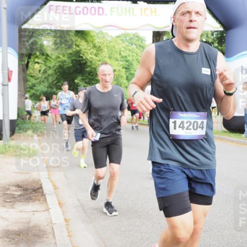 29.06.2025 - hella hamburg halbmarathon MichiJ http://msf.ph/oto/8242460 29.06.2025 10:27:52 Zwischen KM18-KM19 1445, 2563, 3282, 3547, 4381, 6037, 7622, 8958, 12091, 13029, 14093, 14204, 15094, 15257, 15866, 15873, 17215, 18547, 18734 meine-sportfotos.de