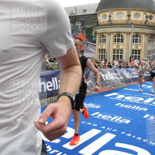 29.06.2025 - hella hamburg halbmarathon Michael Strokosch http://msf.ph/oto/8242656 29.06.2025 10:48:38 Ziel 1163, 1176, 2213, 4553, 5421, 9538, 10000, 10859, 10860, 11579, 12149, 12690, 14033, 15573, 15808, 15917, 17395, 18251, 18815 meine-sportfotos.de