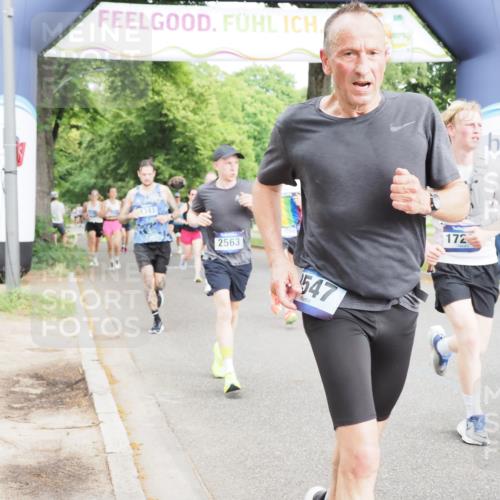 29.06.2025 - hella hamburg halbmarathon MichiJ http://msf.ph/oto/8242669 29.06.2025 10:27:53 Zwischen KM18-KM19 1445, 2563, 3282, 3547, 4381, 7622, 12091, 13029, 14093, 14204, 15013, 15094, 15866, 15873, 17215, 18547, 18734 meine-sportfotos.de