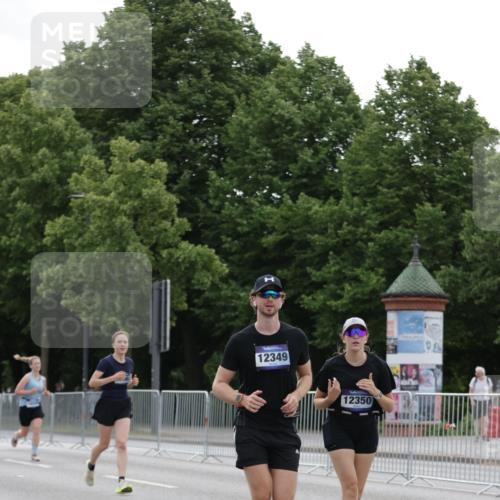 29.06.2025 - hella hamburg halbmarathon Jannik Wohlers http://msf.ph/oto/8242700 29.06.2025 10:29:58 Lombardsbrücke 2901, 3443, 4575, 4819, 6616, 10880, 12349, 12350, 12504, 12687, 12688, 12710, 13418, 14421, 15789, 15938, 16504, 16601, 16604, 16864, 18046, 18671 meine-sportfotos.de