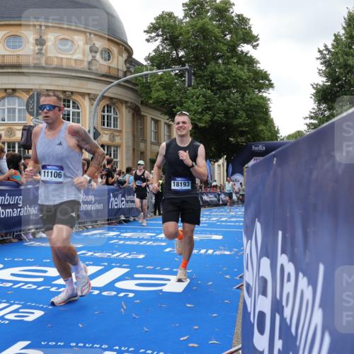 29.06.2025 - hella hamburg halbmarathon Strokosch-Dieckow http://msf.ph/oto/8242702 29.06.2025 10:37:40 Ziel 1505, 1615, 2196, 9171, 10922, 11106, 13595, 14934, 18193, 18216, 18276, 18277 meine-sportfotos.de