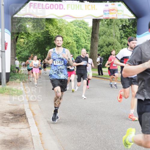 29.06.2025 - hella hamburg halbmarathon MichiJ http://msf.ph/oto/8242862 29.06.2025 10:27:54 Zwischen KM18-KM19 1343, 1445, 2563, 3282, 3547, 7622, 12091, 13029, 14093, 14204, 14311, 15013, 15094, 15744, 15866, 15873, 17215, 18547, 18734 meine-sportfotos.de