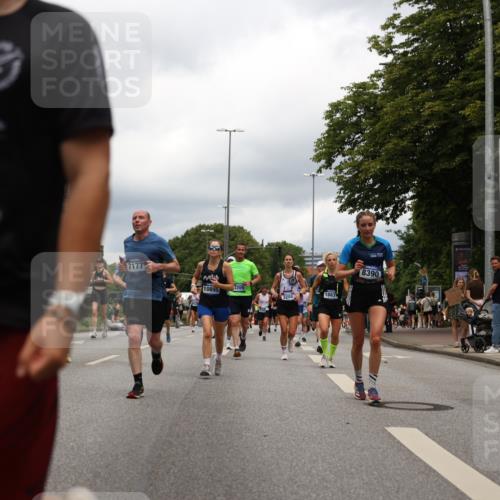 29.06.2025 - hella hamburg halbmarathon Yannick Fuchs http://msf.ph/oto/8242863 29.06.2025 10:47:29 20KM 1030, 1061, 1151, 1499, 1706, 1727, 1783, 2070, 2074, 2082, 2099, 2354, 3059, 3208, 3209, 4065, 4635, 4770, 5077, 5638, 5866, 6481, 6511, 6512, 6628, 6629, 6762, 6877, 6942, 7177, 7274, 7509, 7864, 7918, 8335, 8390, 8447, 9142, 9537, 10549, 10891, 10895, 11992, 12379, 12413, 12490, 12875, 12909, 13032, 13289, 13865, 13997, 14323, 15061, 15126, 15179, 15441, 15497, 15502, 16477, 16538, 16986, 17348, 18134, 18143, 18487, 18590, 18720 meine-sportfotos.de