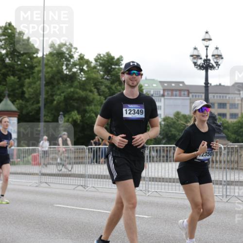 29.06.2025 - hella hamburg halbmarathon Jannik Wohlers http://msf.ph/oto/8242882 29.06.2025 10:30:00 Lombardsbrücke 1647, 2901, 3443, 4575, 4819, 6616, 10880, 12349, 12350, 12460, 12461, 12504, 12687, 12688, 13418, 14421, 15757, 15789, 15938, 16504, 16864, 18046, 18671 meine-sportfotos.de